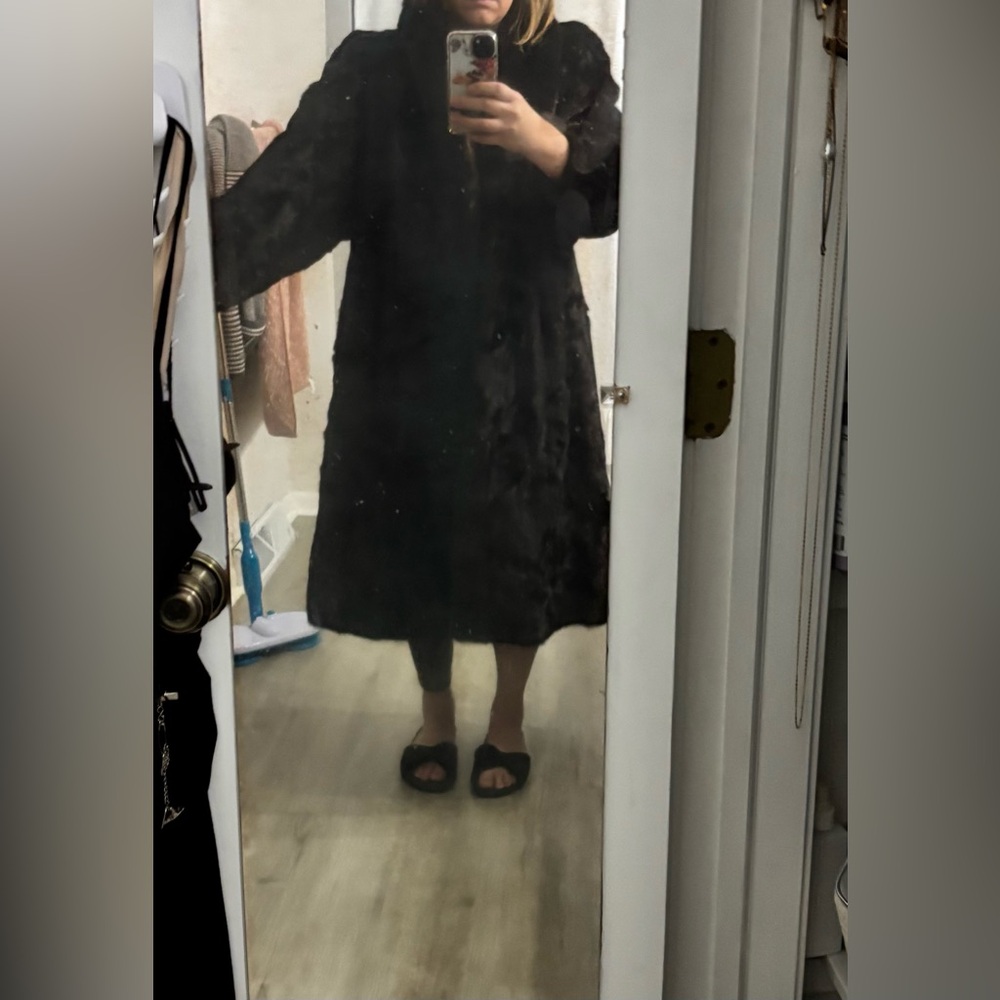 Vintage Saga Mink fur/ Outwear dark brown mink Coat/women size LG-XL (11) - Picture 15 of 17